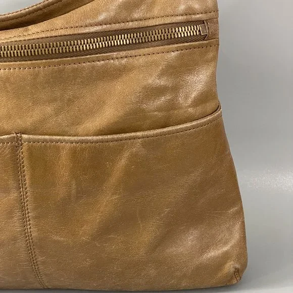 Hobo Angler Crossbody Bag - Picture 4 of 16